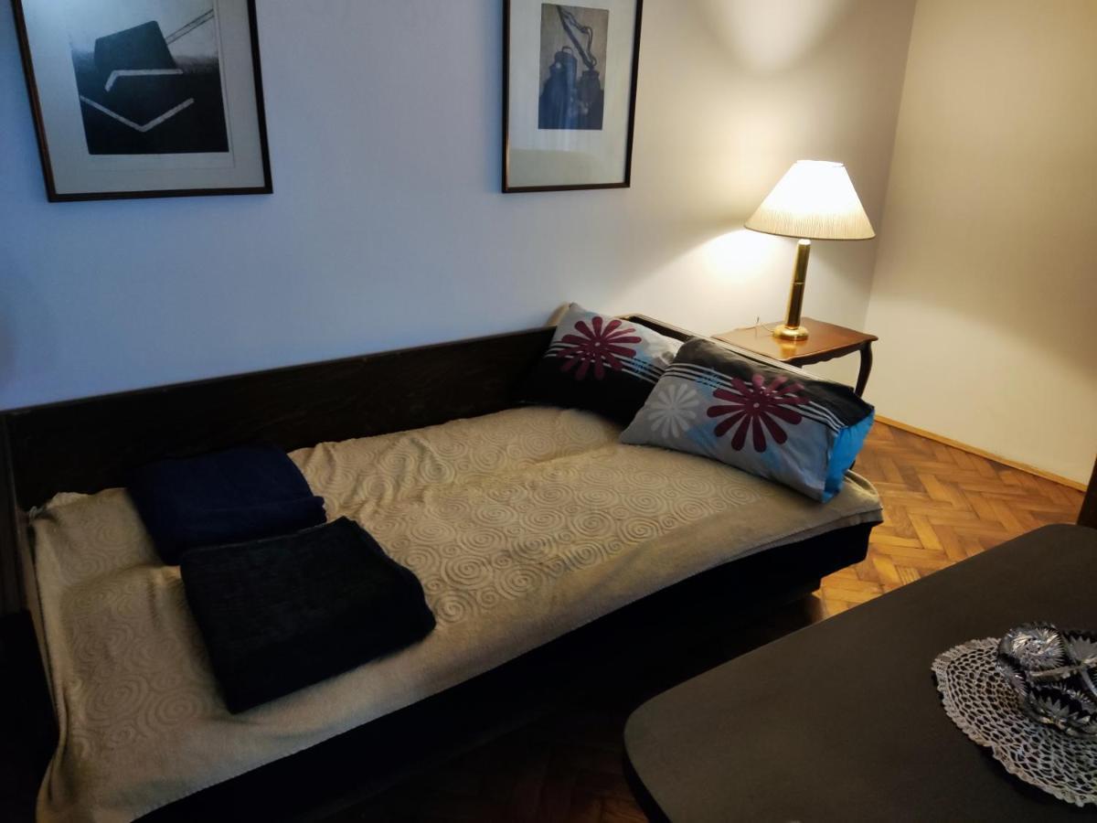 Vintage Apartment In The Center Of Novi Sad Eksteriør bilde